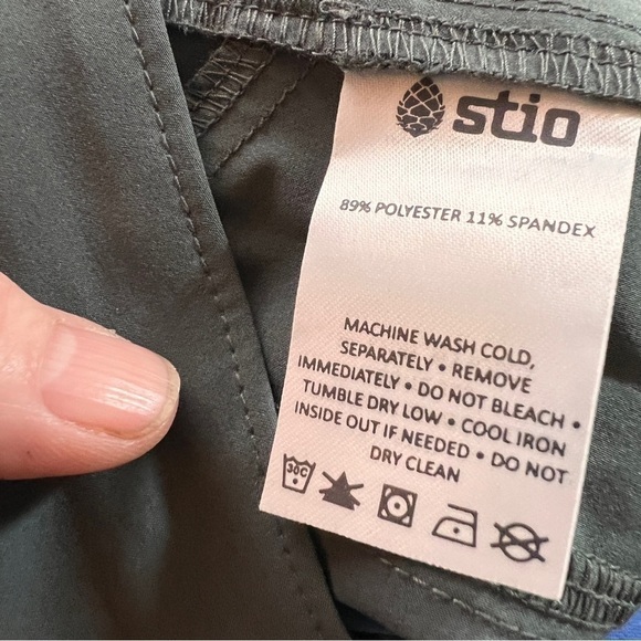 STIO Outdoor wear Pants. No size. NWOT. Tie at waist over Velcro & Zip closure. - Picture 8 of 11